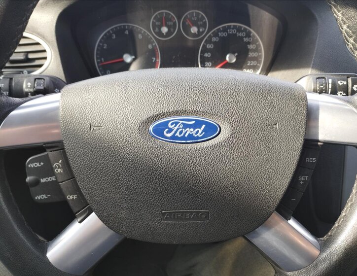 Ford Focus Kombi 1,6 l 74 kw