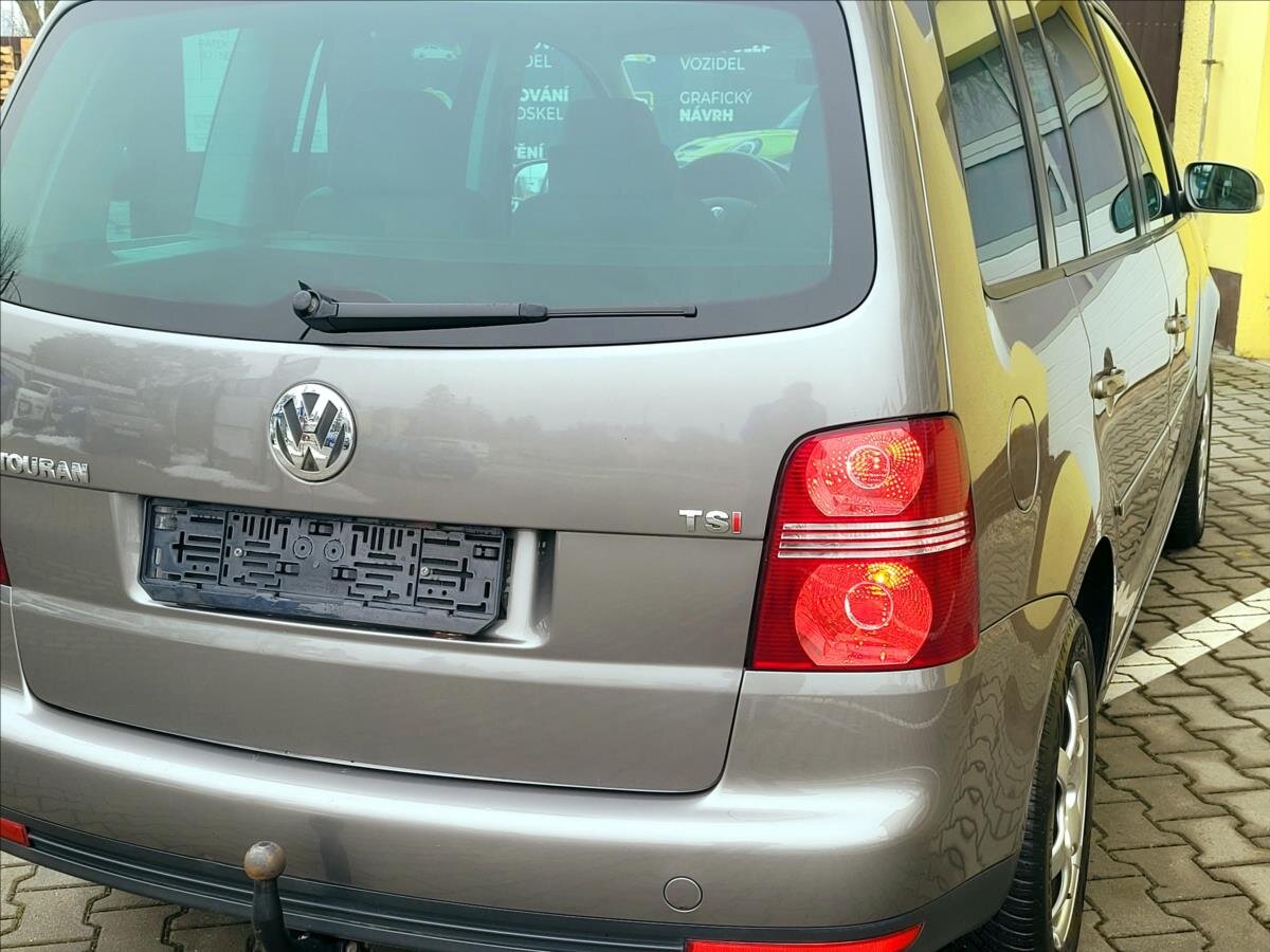 Volkswagen Touran Kombi 1,4 l 103 kw