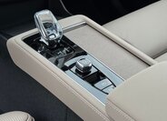 Volvo XC90 SUV / Terénní 2,0 l 335 kw