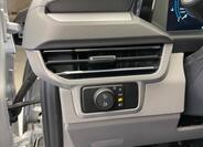 Volkswagen Caravelle 8