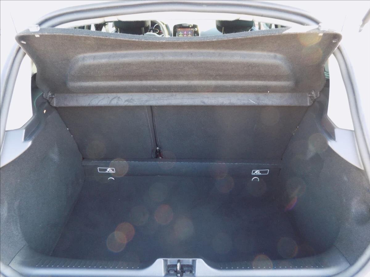 Renault Clio Hatchback 1,2 l 87 kw