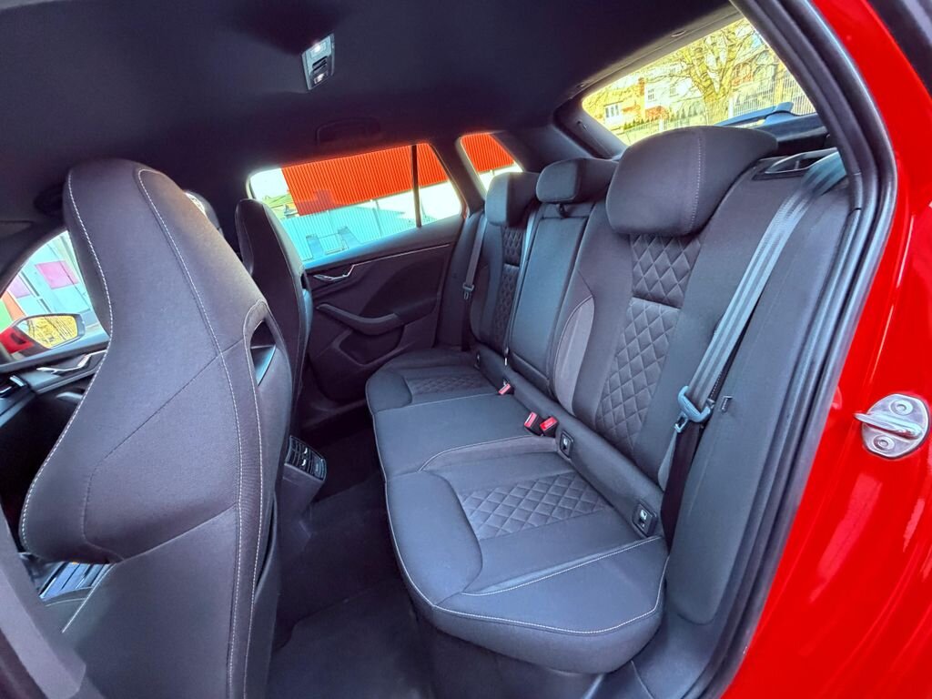 Škoda Kamiq Hatchback 999,0 85 kw