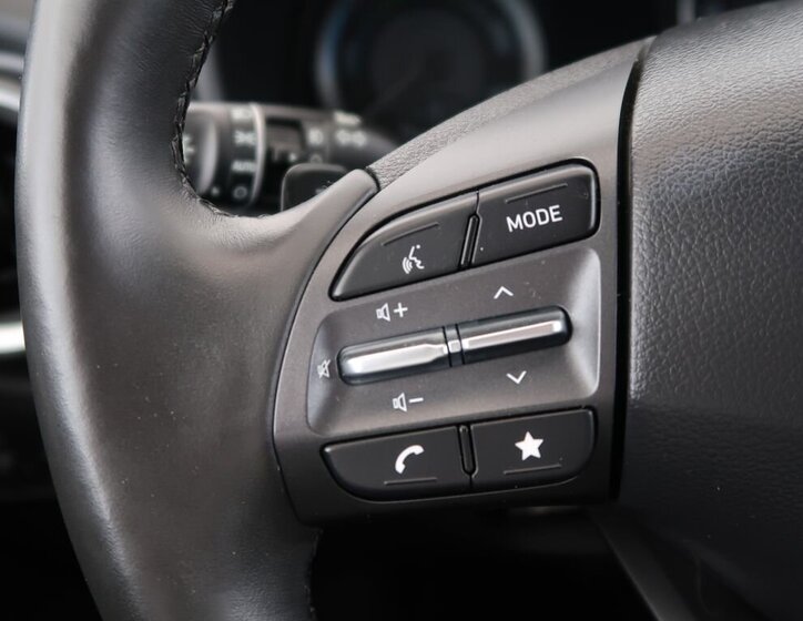 Hyundai Kona SUV / Terénní 1,6 l 77 kw