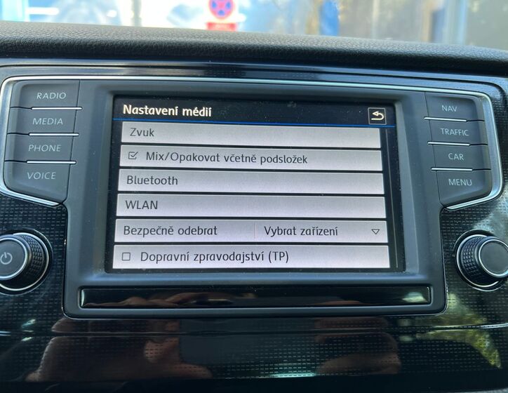 Volkswagen Golf Sportsvan 21