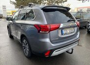 Mitsubishi Outlander SUV 2,0 l 110 kw