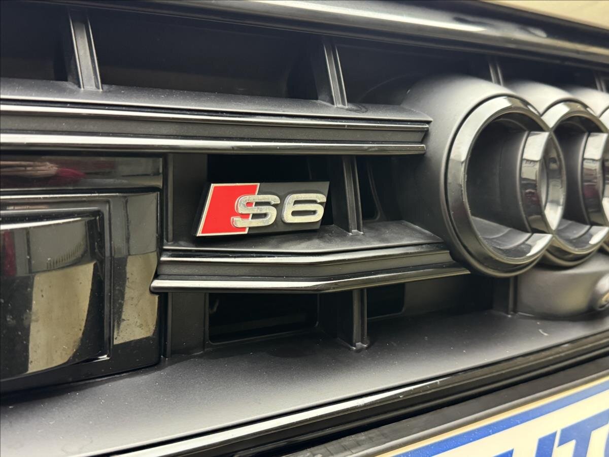 Audi S6 Sedan 3,0 l 257 kw