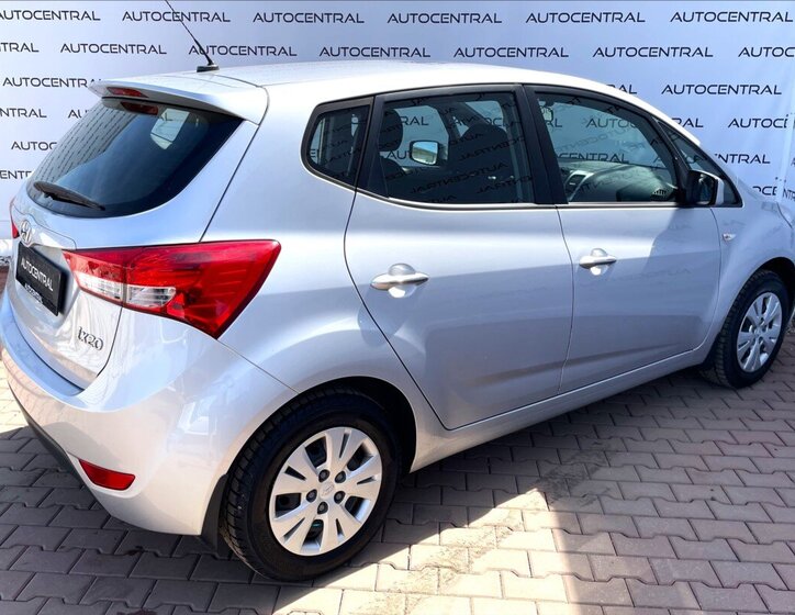 Hyundai ix20 MPV 1,4 l 66 kw