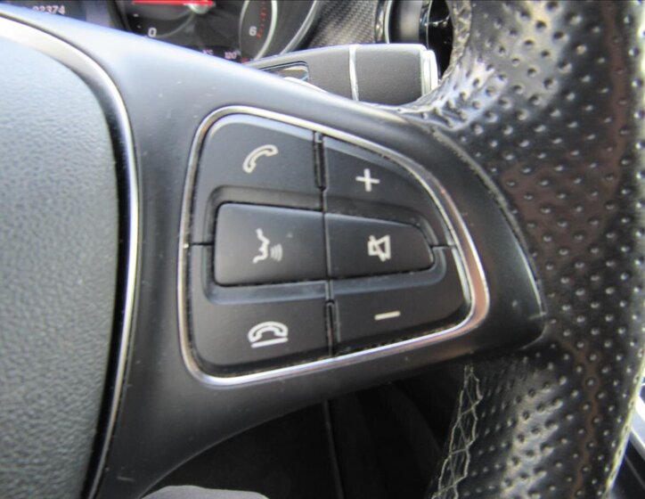 Mercedes-Benz Třídy V 21