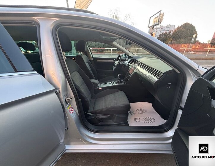 Volkswagen Passat Kombi 2,0 l 110 kw