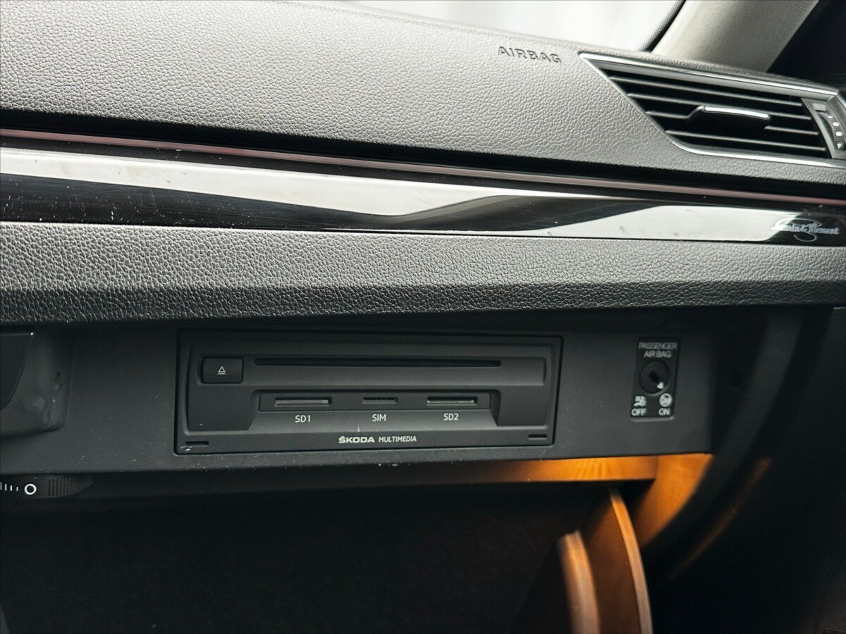 Škoda Superb Kombi 2,0 l 110 kw