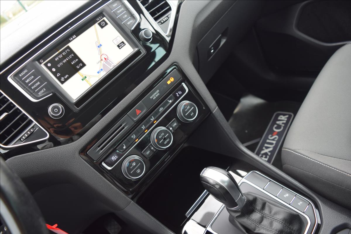 Volkswagen Golf Sportsvan