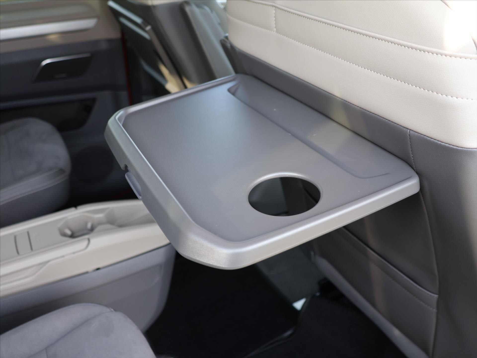 Volkswagen Multivan Kombi 1,4 l 110 kw