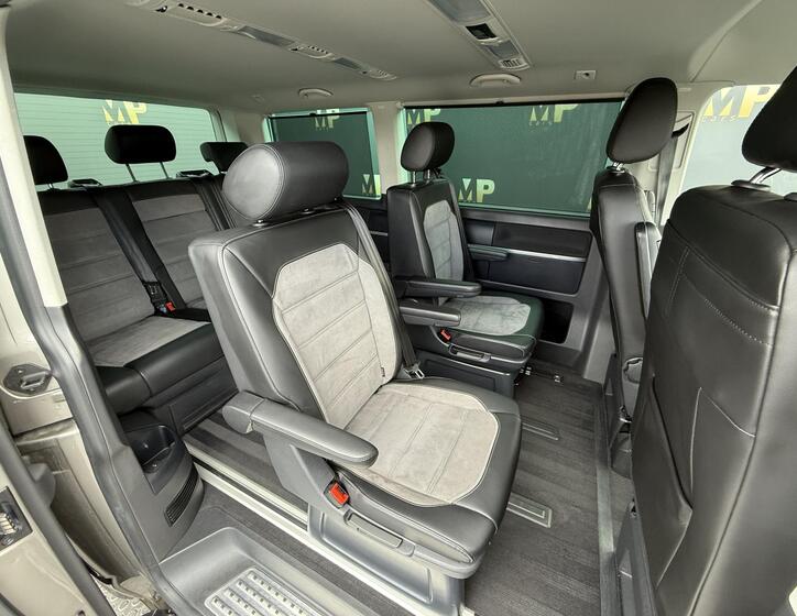 Volkswagen Multivan 16
