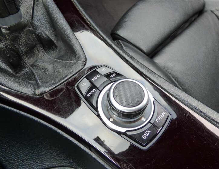 BMW Řada 3 Kombi 3,0 l 180 kw