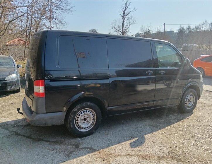 Volkswagen Transporter Skříň 2,0 l 75 kw