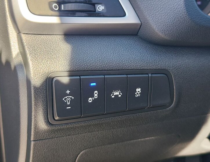 Hyundai Tucson SUV / Terénní 2,0 l 100 kw