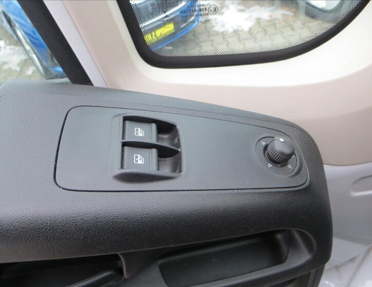 Fiat Ducato Valník 2,2 l 103 kw