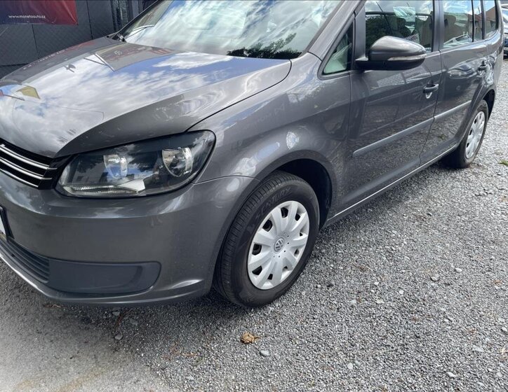 Volkswagen Touran MPV 1,6 l 66 kw