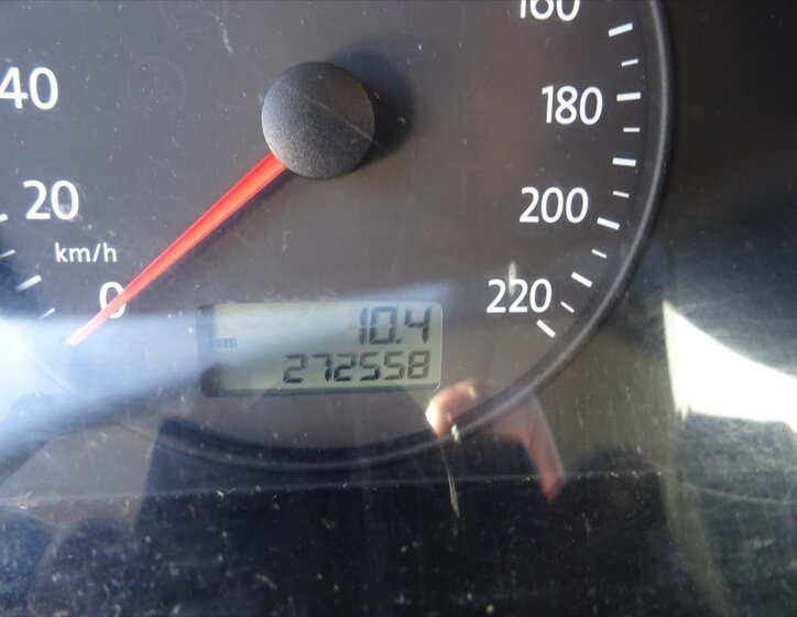 Volkswagen Caravelle MPV 2,5 l 96 kw