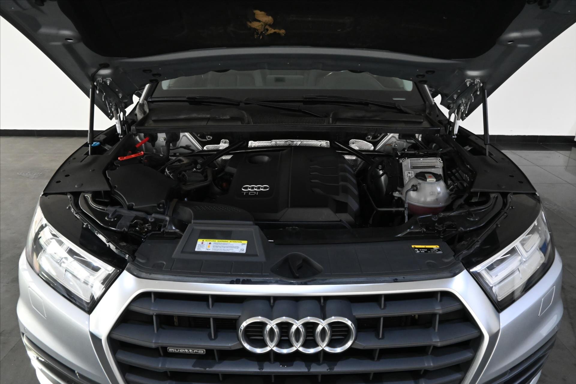 Audi Q5 SUV / Terénní 2,0 l 140 kw