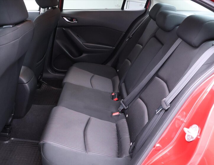 Mazda 3 Sedan / Limuzína 2,0 l 88 kw