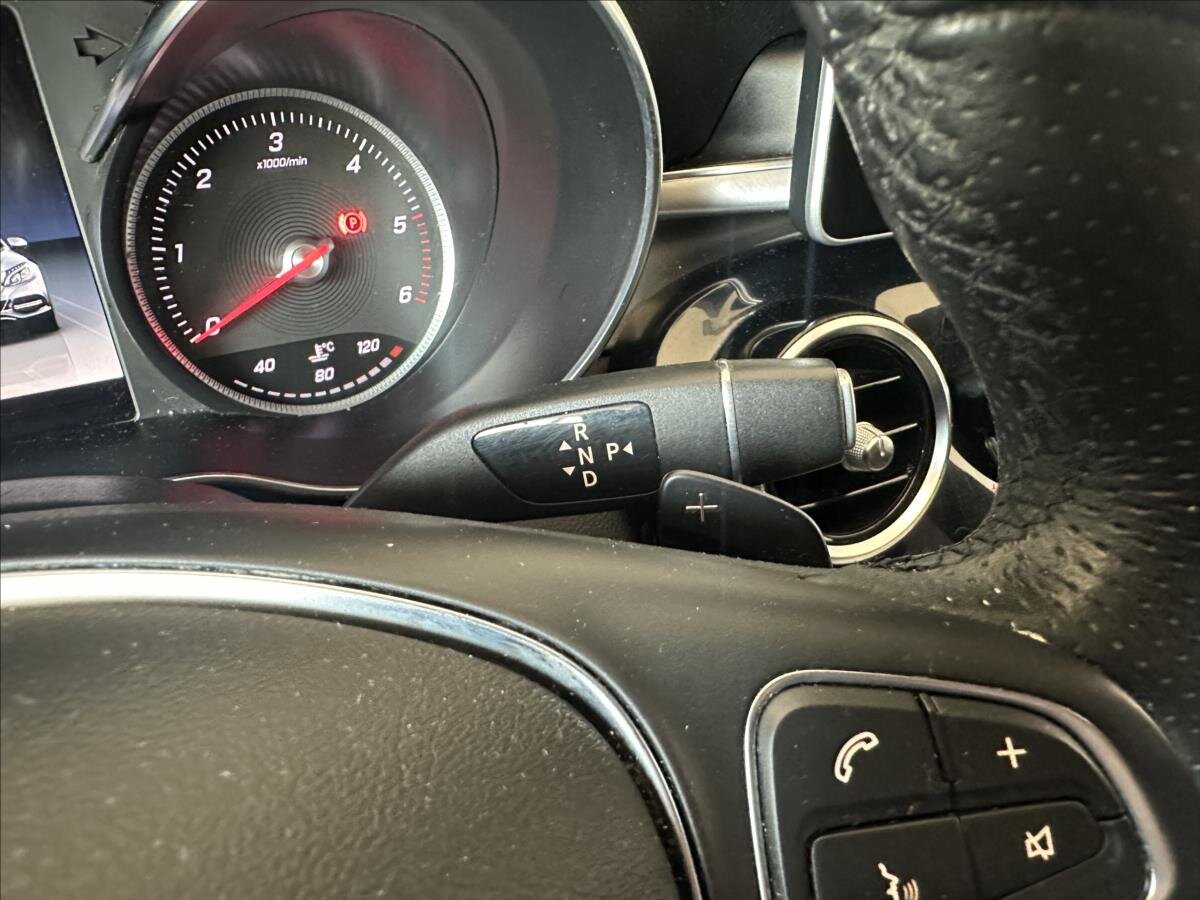 Mercedes-Benz Třídy C Kombi 2,1 l 125 kw