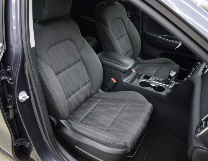 KIA Sportage SUV 1,7 l 104 kw