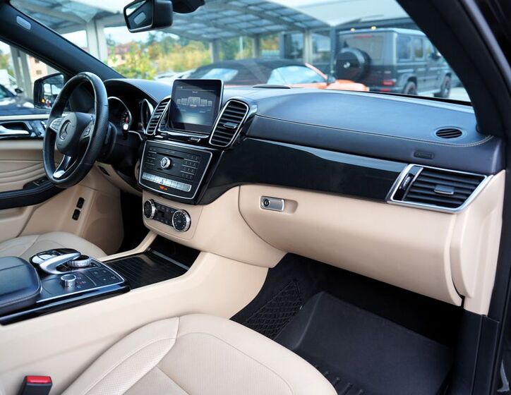 Mercedes-Benz GLE 27