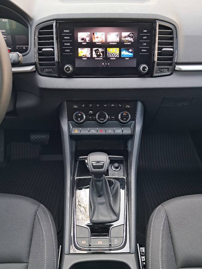 Škoda Karoq SUV / Terénní 1,5 l 110 kw