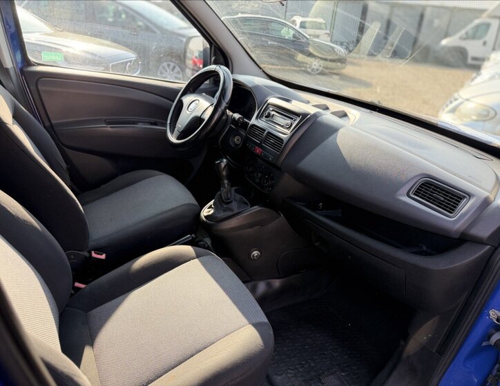 Fiat Dobló cargo Pick-up 1,2 l 66 kw