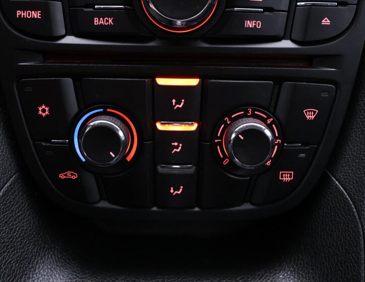 Opel Meriva MPV 1,4 l 88 kw