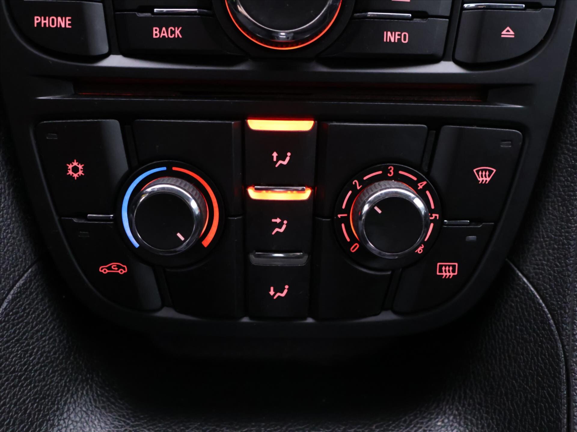 Opel Meriva MPV 1,4 l 88 kw