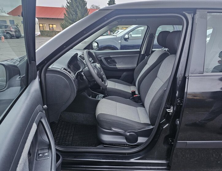 Škoda Fabia 16