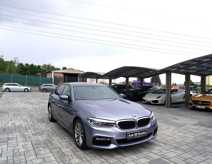BMW Řada 5 8