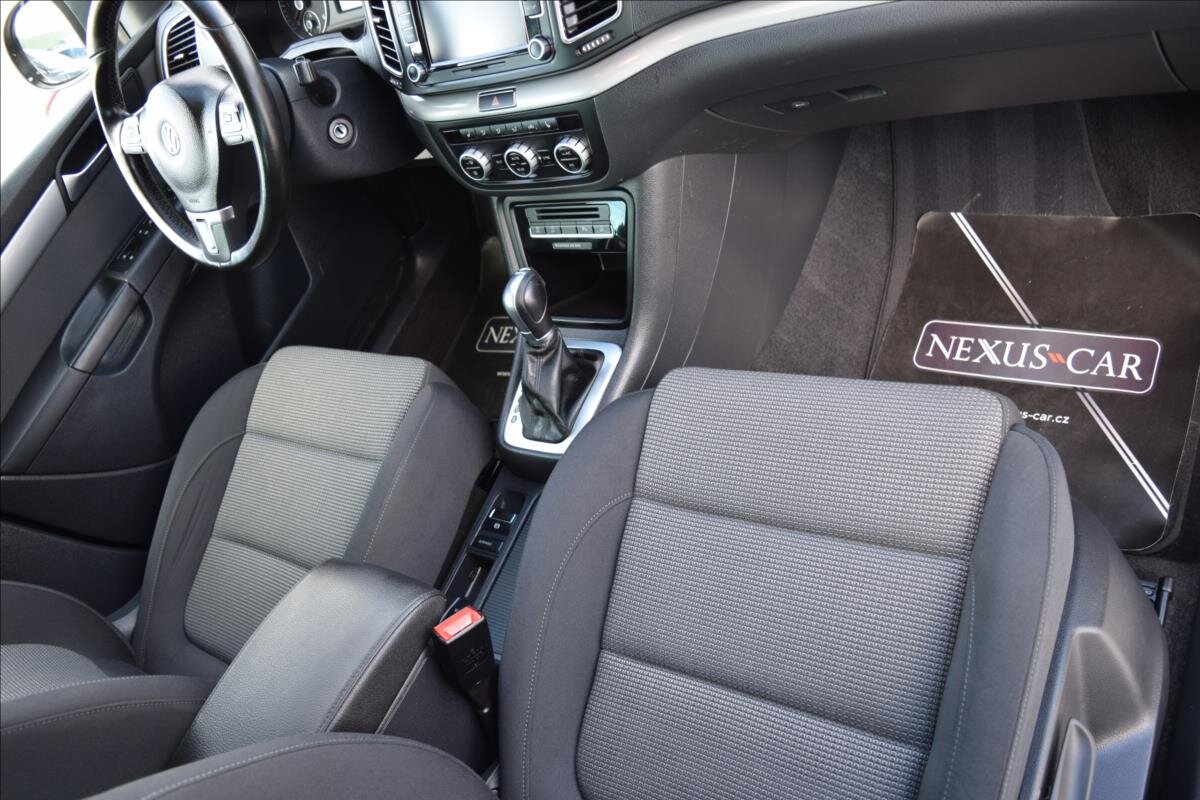 Volkswagen Sharan MPV 2,0 l 103 kw