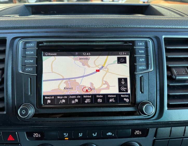 Volkswagen Transporter 17