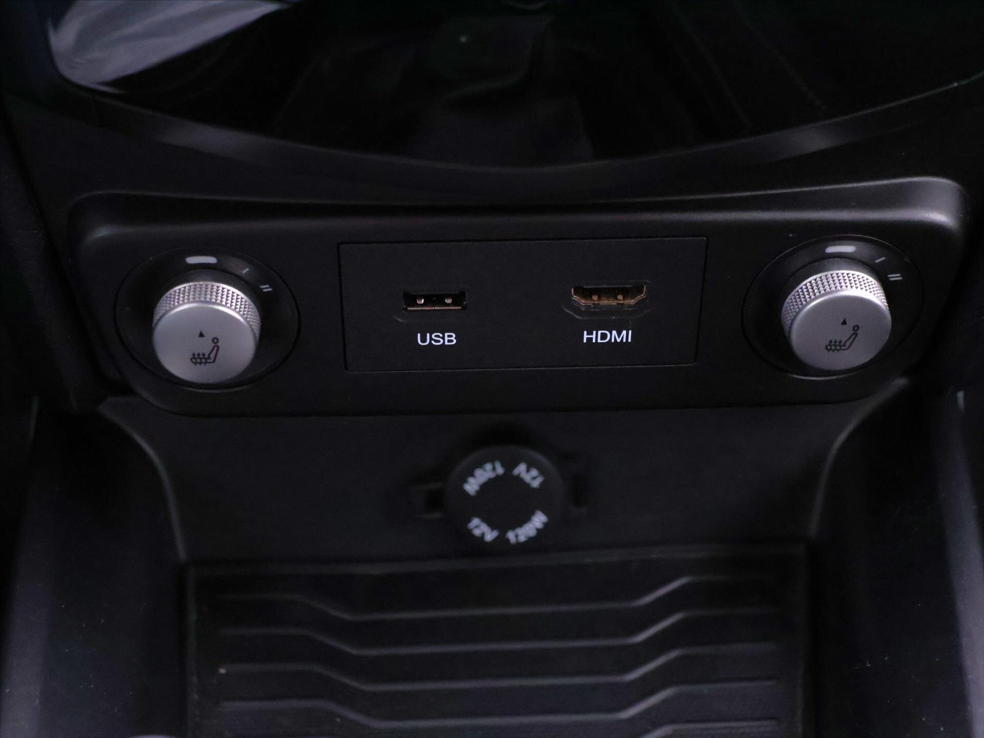 SsangYong XLV SUV 1,6 l 85 kw