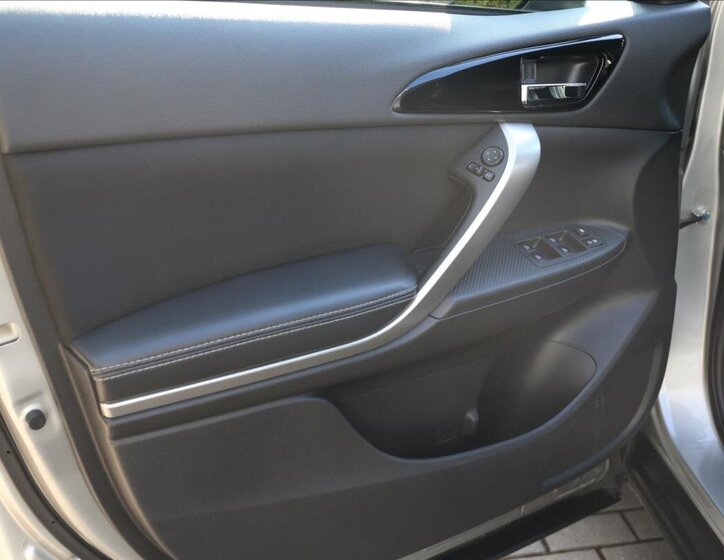 Mitsubishi Eclipse Cross Kombi 1,5 l 120 kw