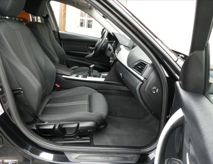 BMW Řada 3 26