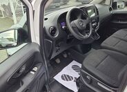 Mercedes-Benz Vito 9