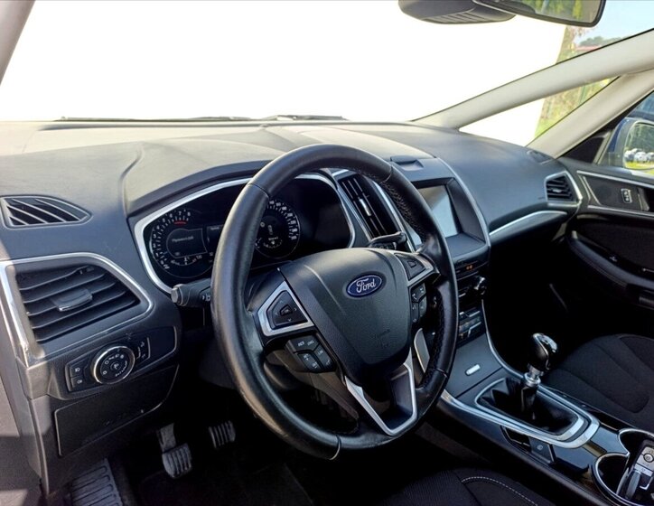 Ford S-MAX MPV 1,5 l 121 kw