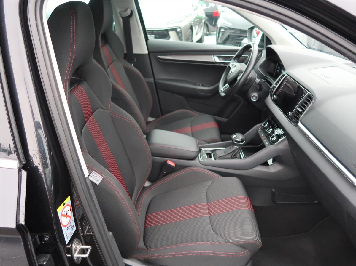 Škoda Karoq SUV 1,6 l 85 kw