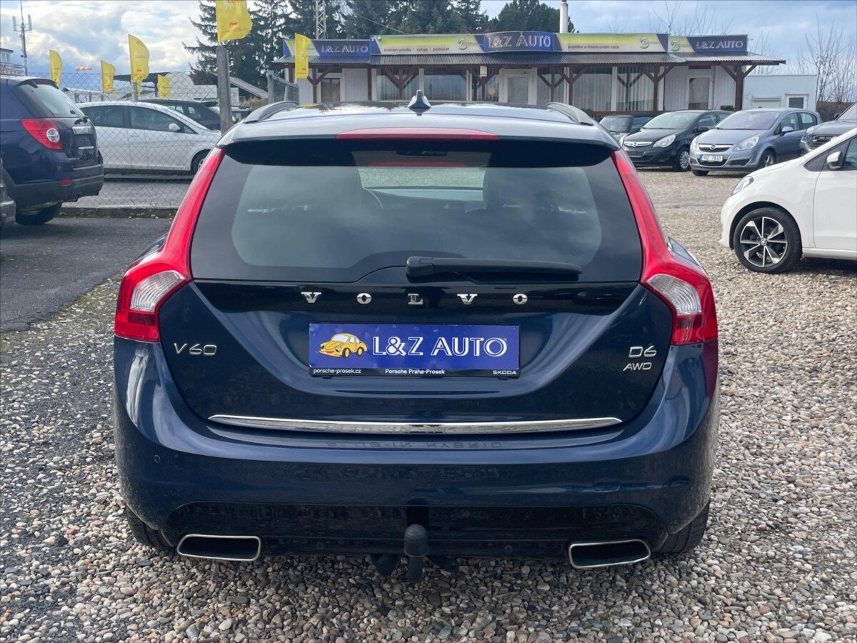 Volvo V60 Kombi 2,4 l 158 kw