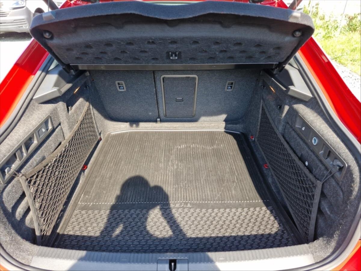 Škoda Superb Liftback 2,0 l 110 kw