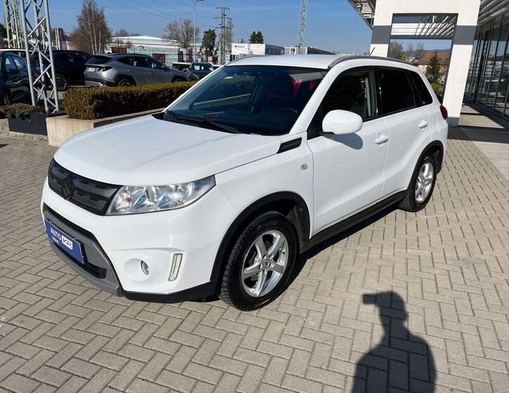 Suzuki Vitara SUV / Terénní 1,6 l 88 kw