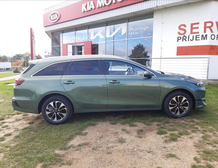 KIA Ceed 5
