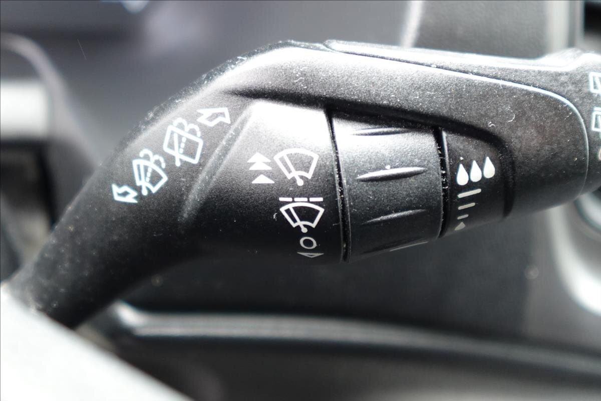 Ford Transit Custom Ostatní 2,0 l 77 kw