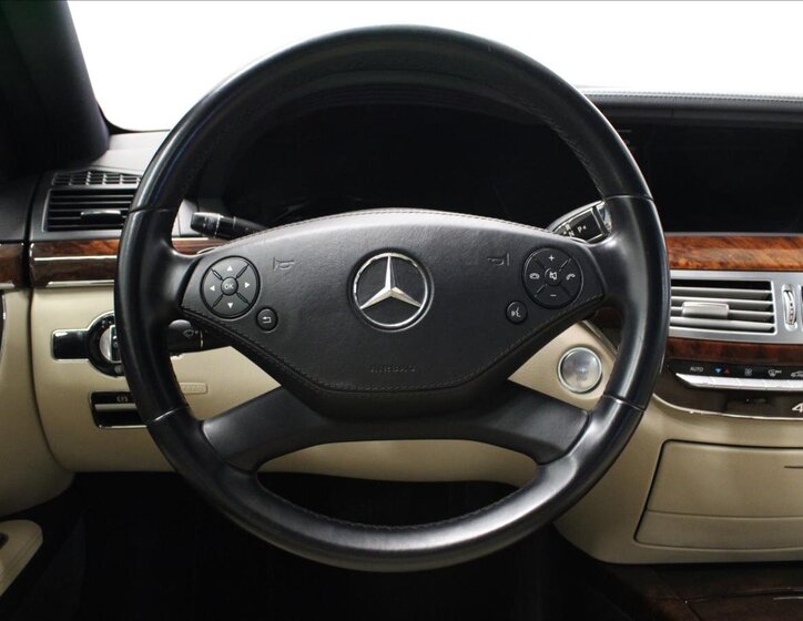 Mercedes-Benz Třídy S Sedan / Limuzína 3,0 l 190 kw