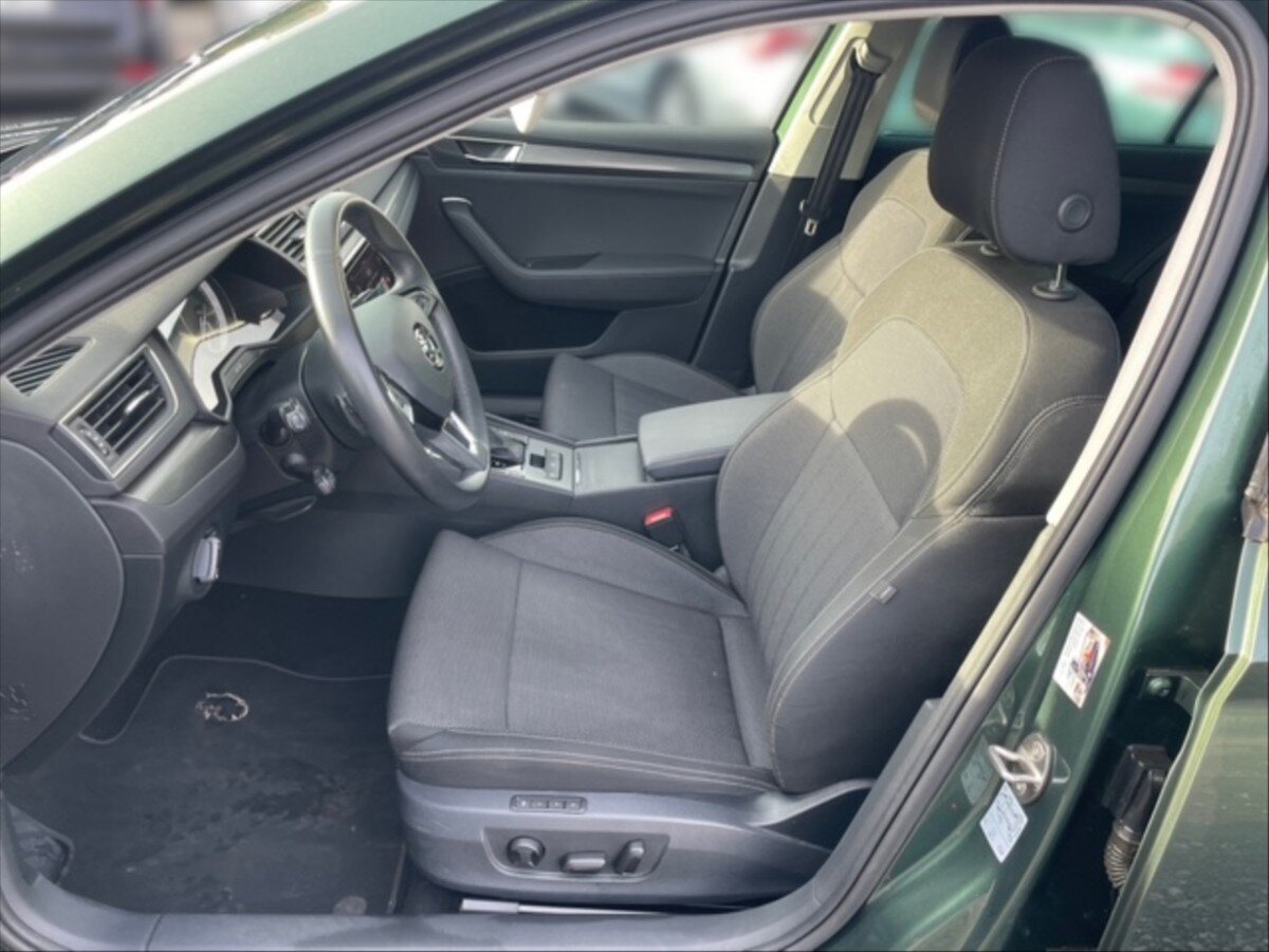 Škoda Superb Kombi 2,0 l 110 kw