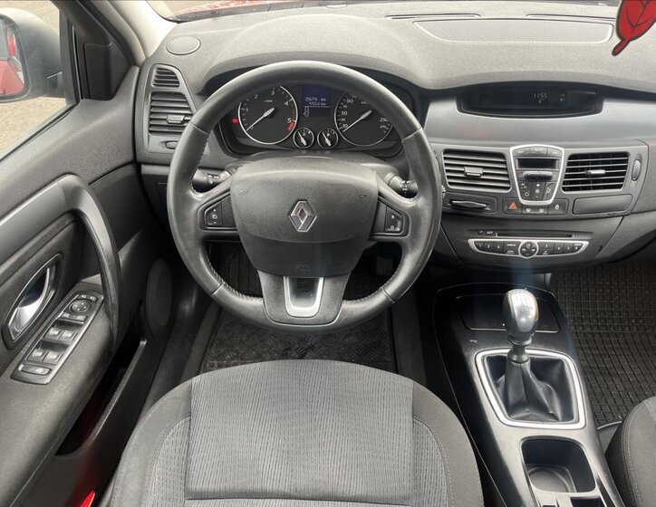 Renault Laguna Liftback 1,5 l 81 kw